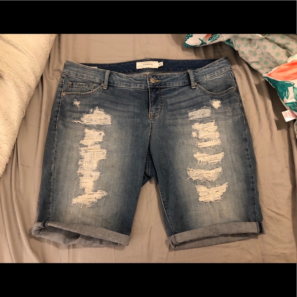 TORRID Bermuda Shorts